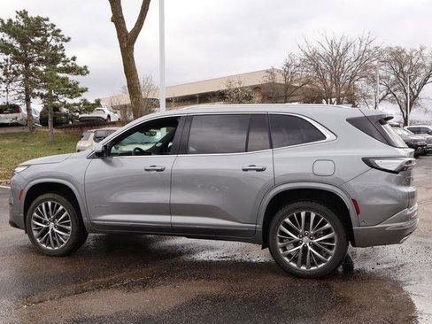 New 2026 Buick Enclave Avenir w/ Super Cruise Package AWD/4WD image 4