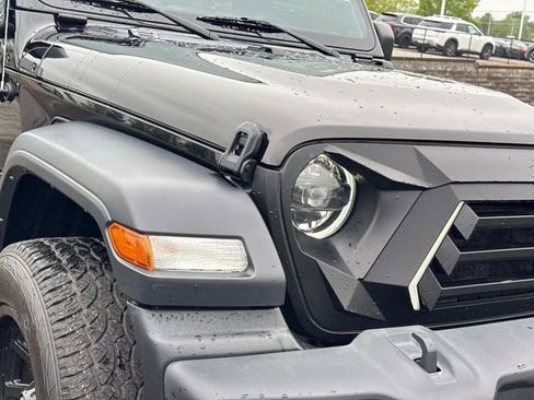 Used 2023 Jeep Wrangler Unlimited Sport AWD/4WD image 11