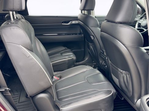 Used 2023 Hyundai Palisade Limited FWD image 29
