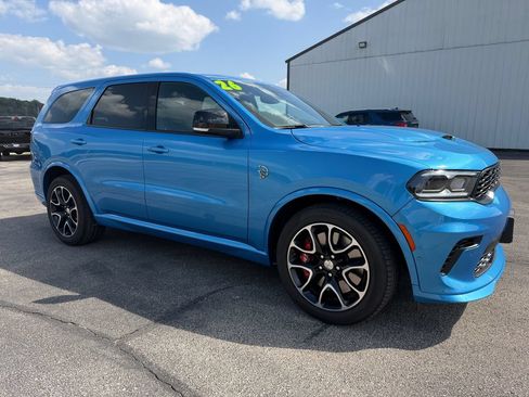 Used 2026 Dodge Durango SRT Hellcat w/ Premium Group AWD/4WD image 3