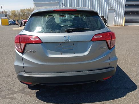 Used 2018 Honda HR-V LX image 4