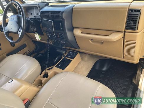 Used 2001 Jeep Wrangler Sahara AWD/4WD image 12
