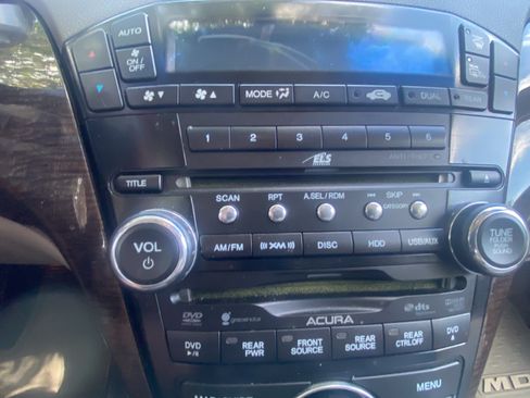 Used 2010 Acura MDX w/ Technology & Entertainment AWD/4WD image 21