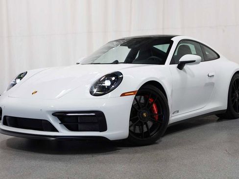 Certified 2022 Porsche 911 Carrera GTS image 1