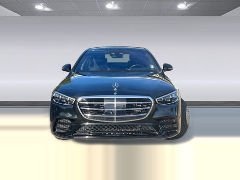 Used 2022 Mercedes-Benz S 500 4MATIC image 4