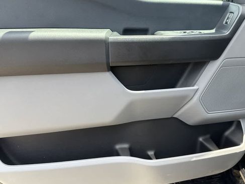 New 2023 Ford F350 4x4 Regular Cab DRW Super Duty image 11