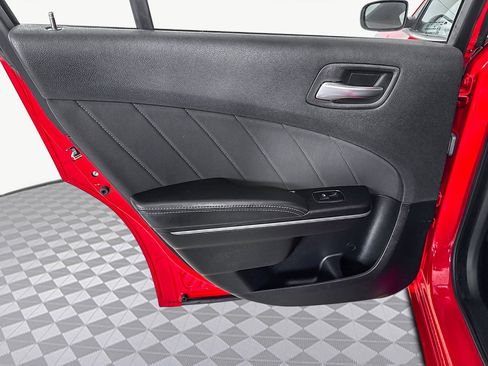 Used 2022 Dodge Charger SXT image 26