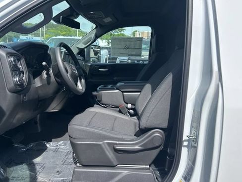 New 2025 GMC Sierra 2500 Pro w/ 1SA Pro Safety Plus Package AWD/4WD image 10