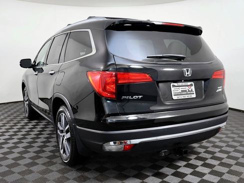 Used 2017 Honda Pilot Elite image 11
