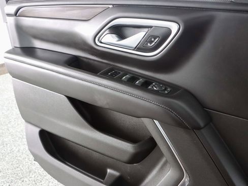 Used 2022 Chevrolet Tahoe Z71 w/ Z71 Off-Road Package image 25