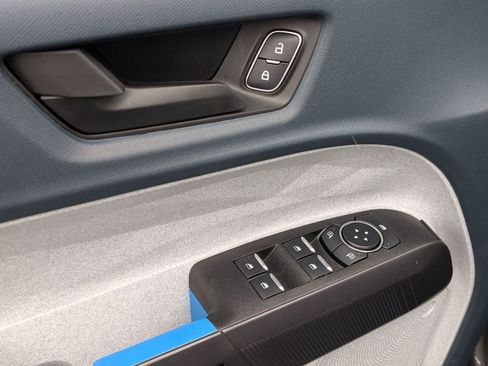 New 2025 Ford Maverick XLT image 23