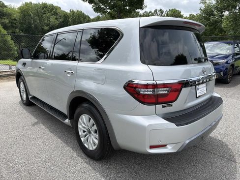 Used 2023 Nissan Armada S AWD/4WD image 5