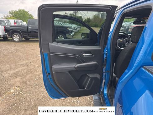Used 2024 Chevrolet Colorado LT w/ LT Convenience Package II AWD/4WD image 19