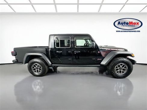 Used 2024 Jeep Gladiator Rubicon w/ Safety Group image 10