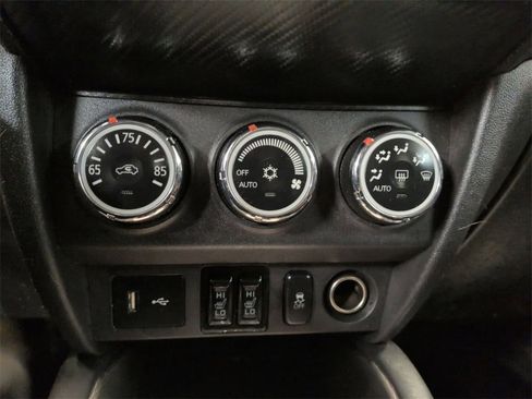 Used 2018 Mitsubishi Outlander Sport LE image 21