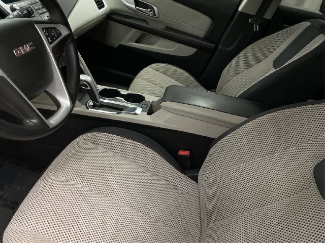 Used 2010 GMC Terrain SLE FWD image 10