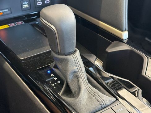 Used 2026 Toyota Camry XSE FWD image 26