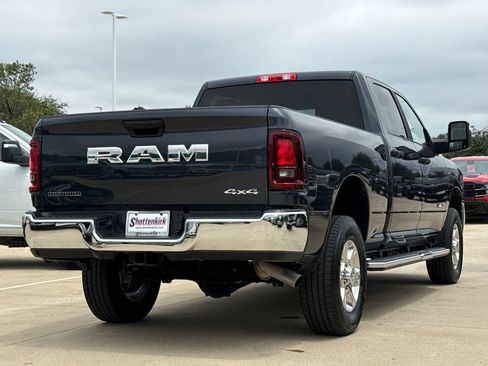 Used 2026 RAM 2500 Big Horn AWD/4WD image 9