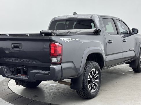 Used 2020 Toyota Tacoma TRD Sport RWD image 7