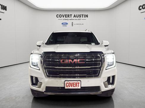 Used 2023 GMC Yukon XL SLT image 8