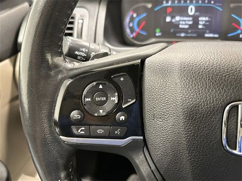 Used 2022 Honda Pilot Elite image 44