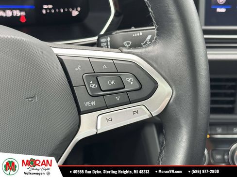 Used 2023 Volkswagen Jetta SE w/ Panoramic Sunroof Package FWD image 24