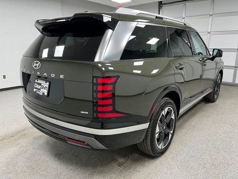 Used 2026 Hyundai Palisade Limited AWD/4WD image 9