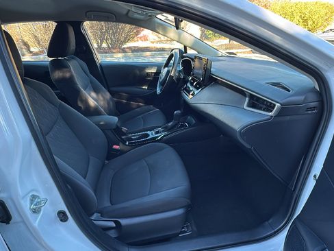 Used 2022 Toyota Corolla LE image 24