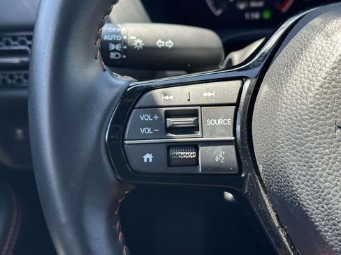 Certified 2025 Honda HR-V Sport image 17