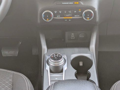 Used 2024 Ford Escape Active FWD image 22