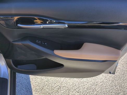 Used 2024 Kia Seltos EX image 36