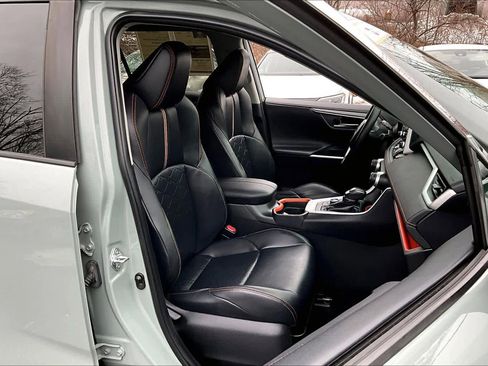 Certified 2020 Toyota RAV4 Adventure image 7