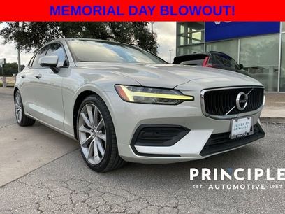 Used 2020 Volvo S60 T5 Momentum