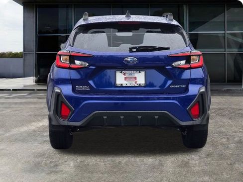 Certified 2025 Subaru Crosstrek 2.5i Limited w/ Crosstrek Mirror Package image 8