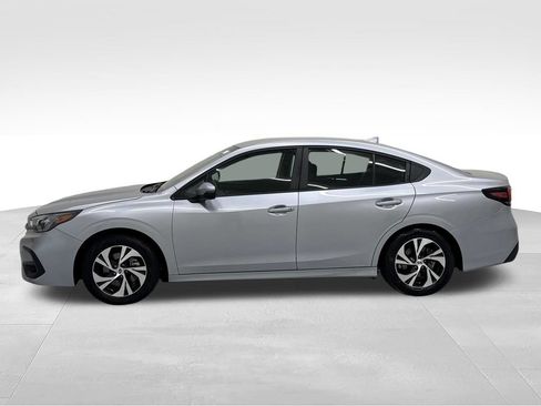 Used 2025 Subaru Legacy Premium AWD/4WD image 3
