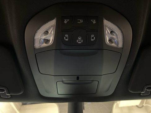New 2026 Chrysler Pacifica Select FWD image 26