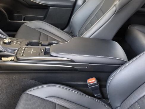 Certified 2025 Lexus IS 350 F Sport RWD image 8