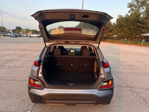 Used 2019 Hyundai Kona SE AWD/4WD image 18