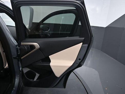 Certified 2025 BMW X3 xDrive30i w/ Premium Package image 21