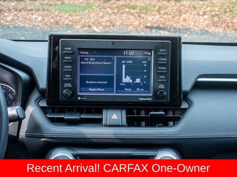 Used 2021 Toyota RAV4 LE image 16