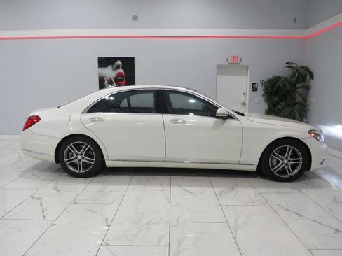 Used 2016 Mercedes-Benz S 550 4MATIC Sedan image 3