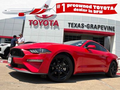 Used 2018 Ford Mustang Coupe w/ Black Accent Pkg