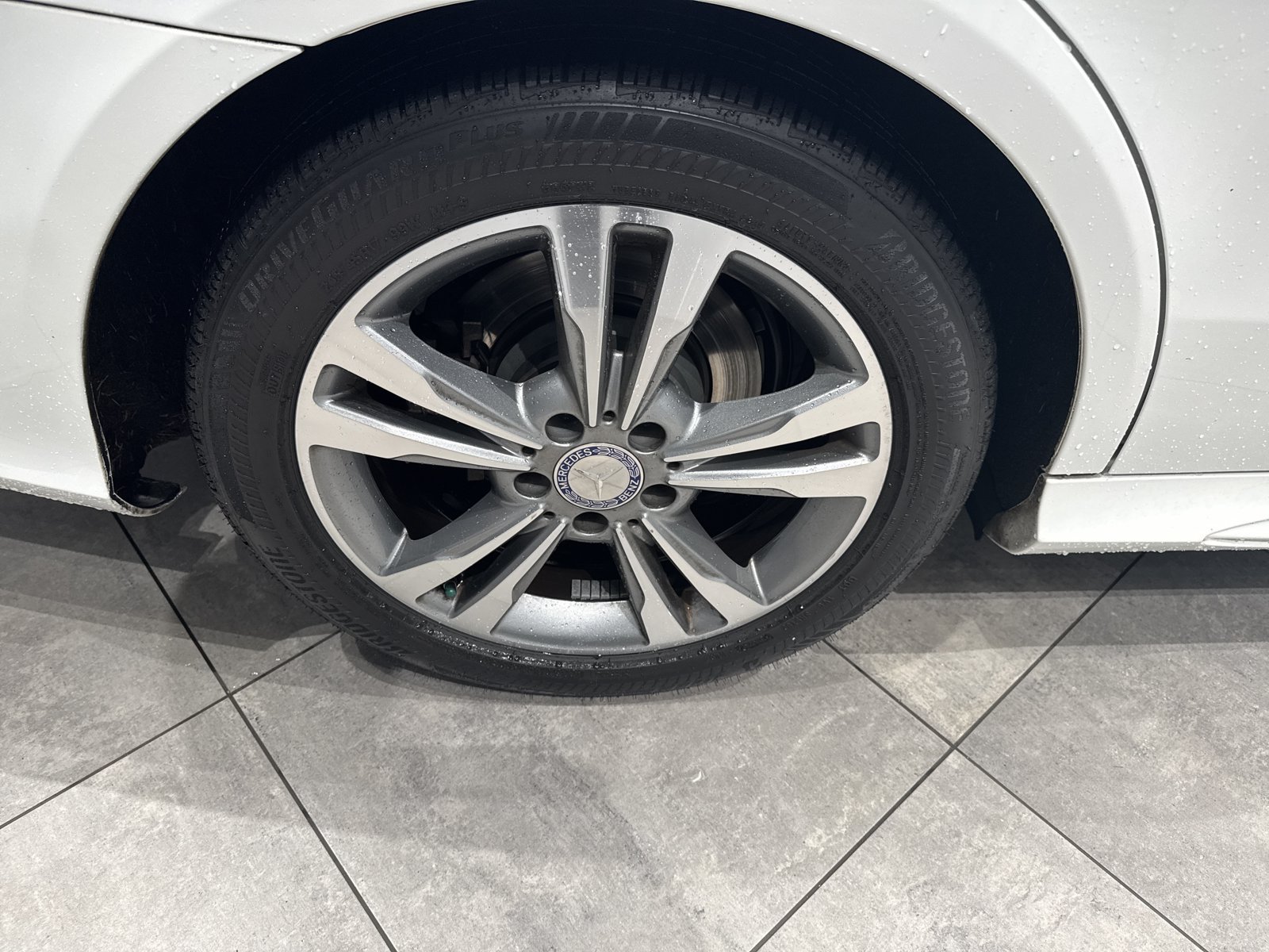 Used 2014 Mercedes-Benz E 250 BlueTEC Sedan image 11