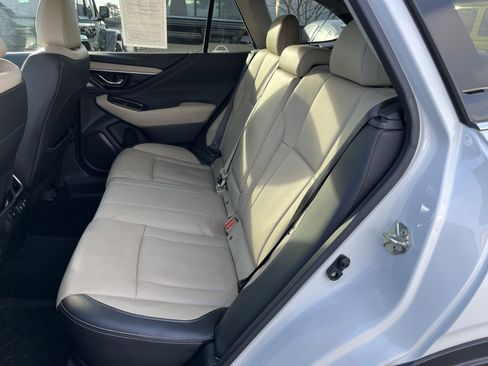 Used 2020 Subaru Outback Limited w/ Popular Package #2 image 15