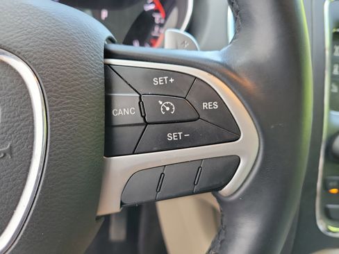 Used 2017 Dodge Durango SXT w/ Quick Order Package 23B AWD/4WD image 21