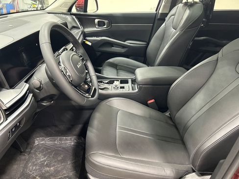 New 2025 Kia Sorento EX w/ Panoramic Sunroof Package image 9