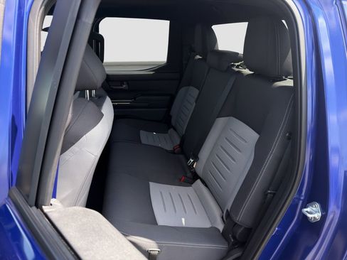 Used 2025 Toyota Tacoma TRD Sport image 13