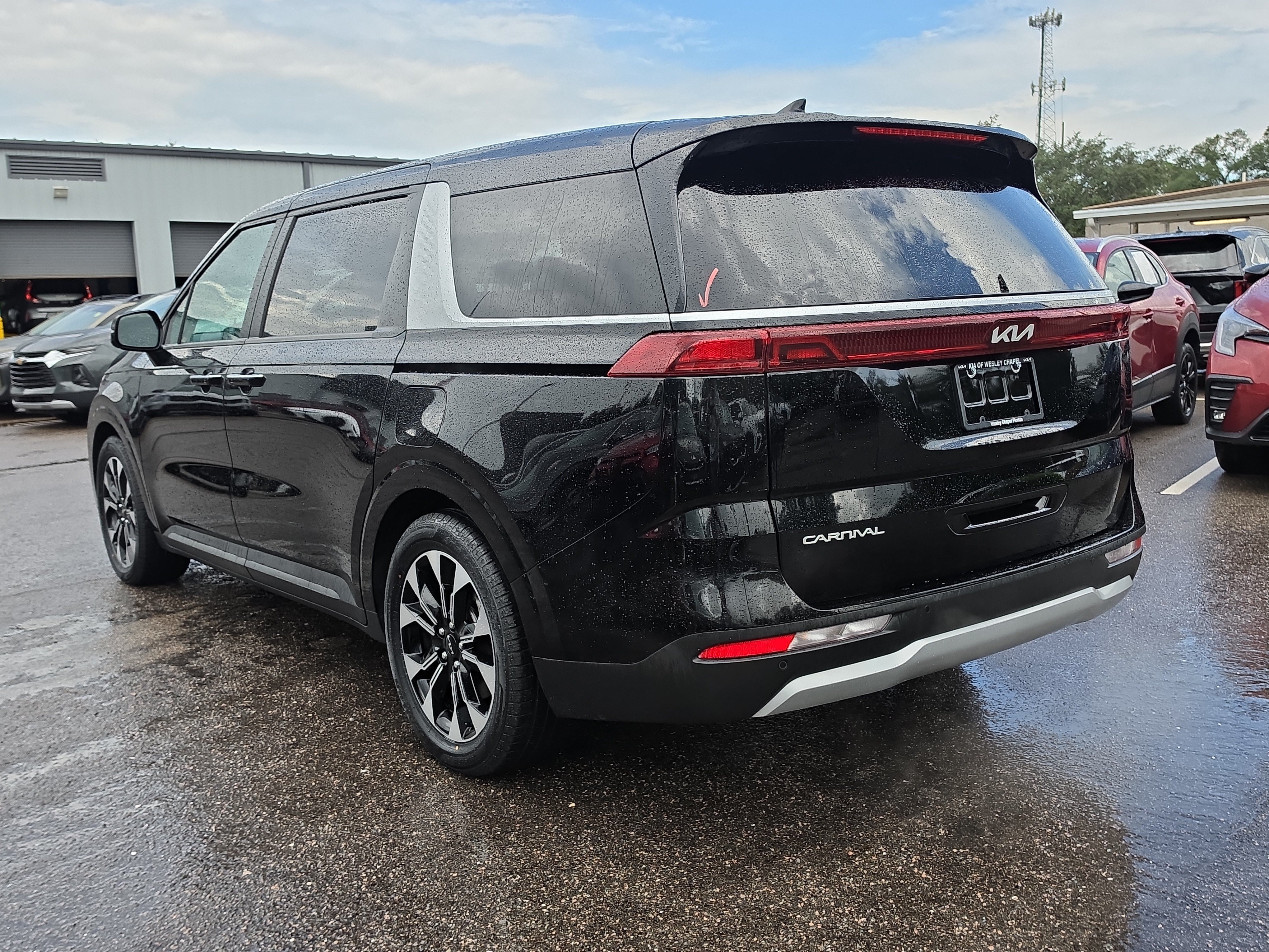 Certified 2024 Kia Carnival EX FWD image 6