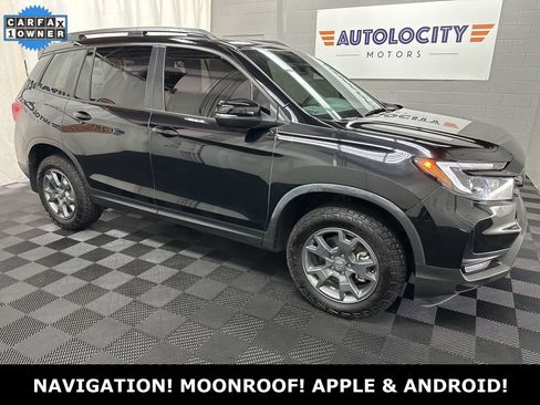 Used 2025 Honda Passport TrailSport image 1