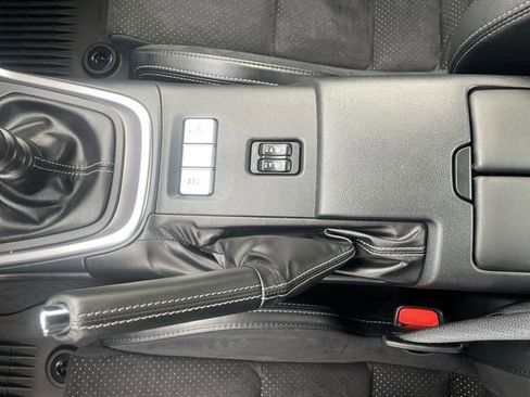 Used 2025 Toyota GR86 Premium w/ ALL Weather Mat Package (TMS) RWD image 27